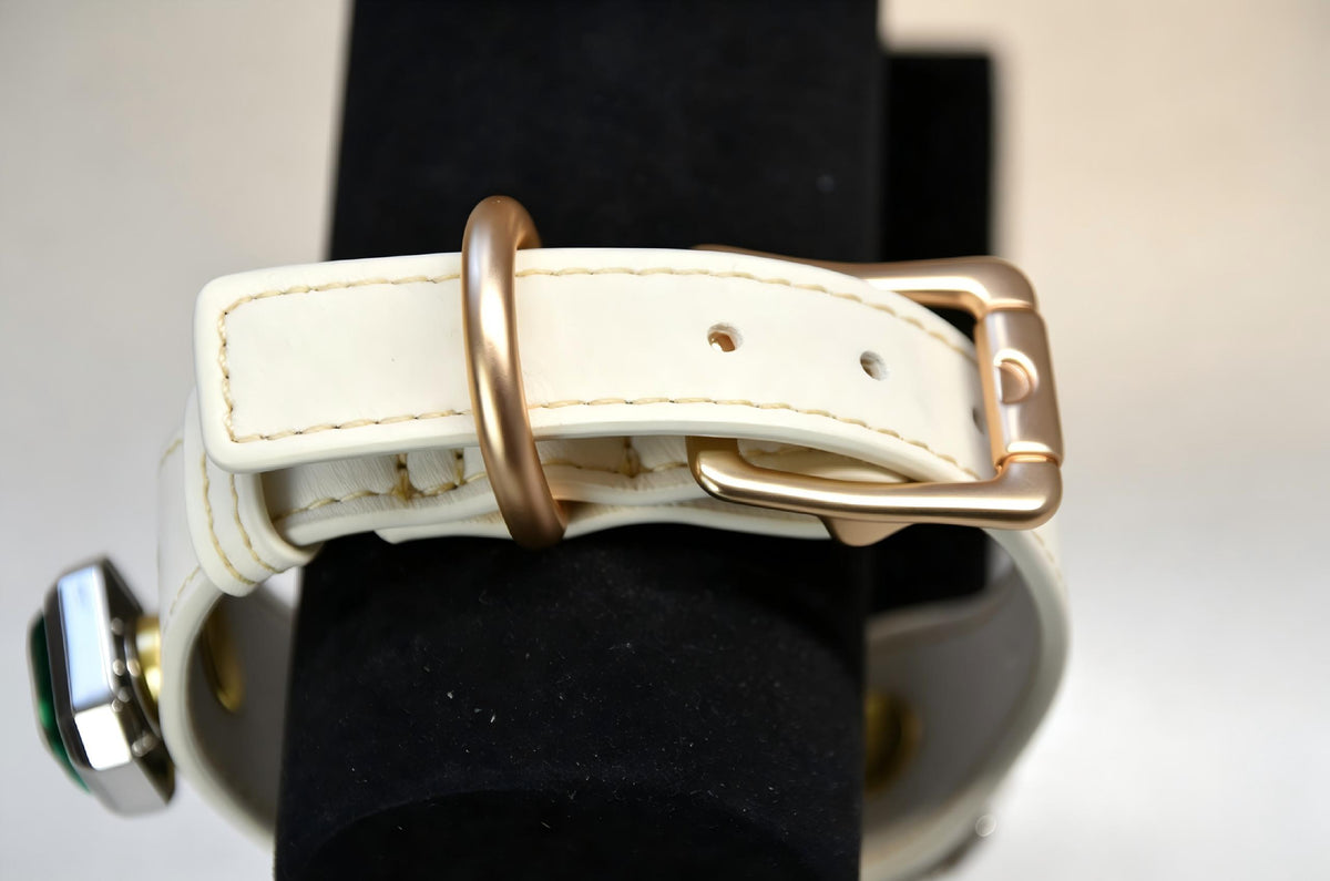 Luxury Emerald Gemstone Pet Collar - Handmade Leather & Crystal Charm