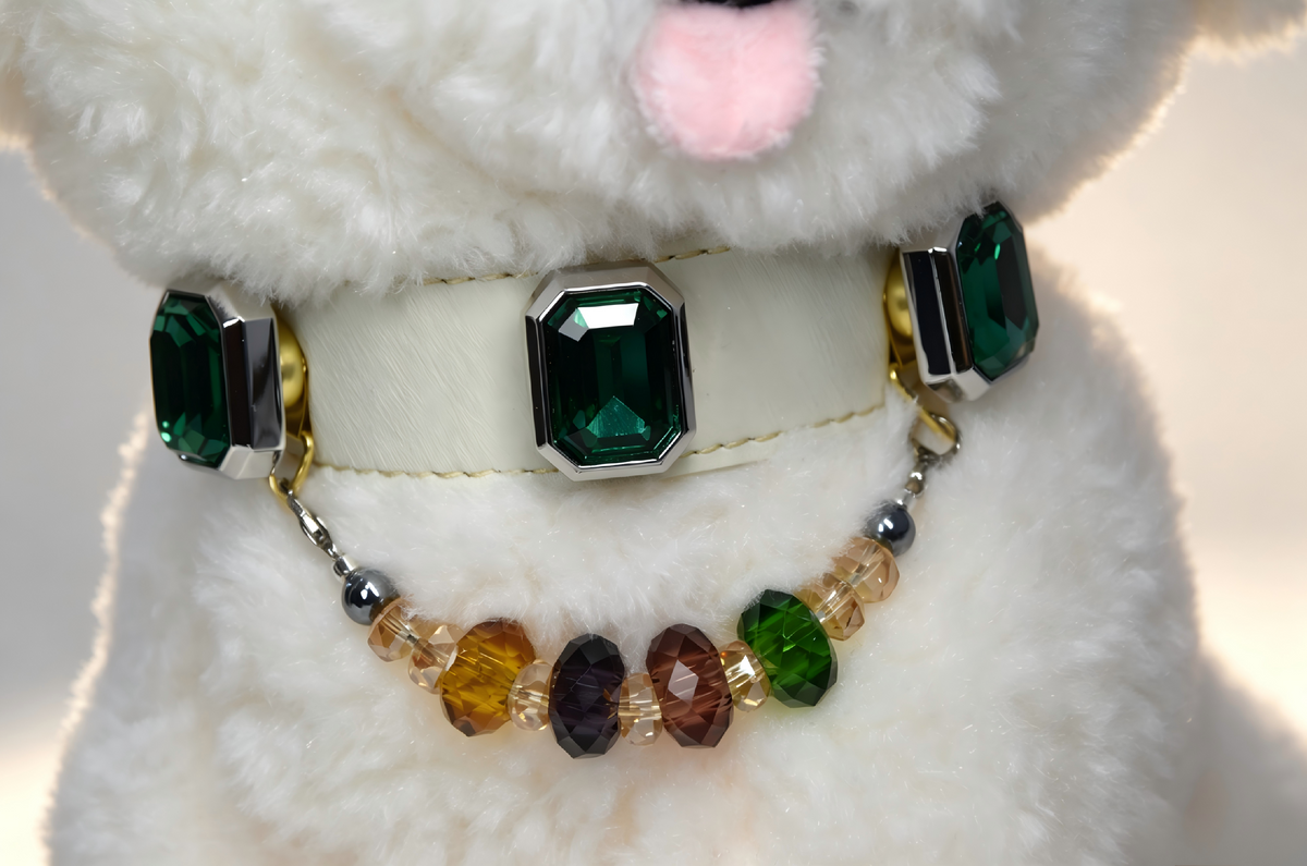 Luxury Emerald Gemstone Pet Collar - Handmade Leather & Crystal Charm
