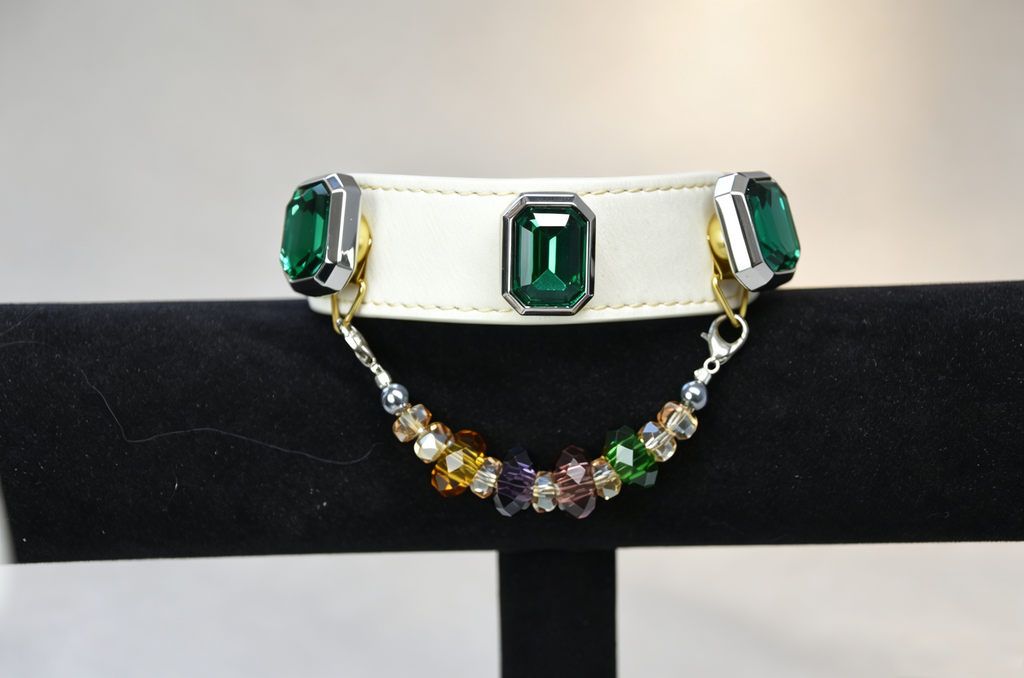 Luxury Emerald Gemstone Pet Collar - Handmade Leather & Crystal Charm